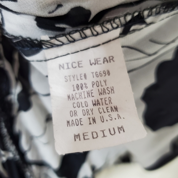 Nice Wear Pleated Off The Shoulder Blouse - Picture 5 of 5